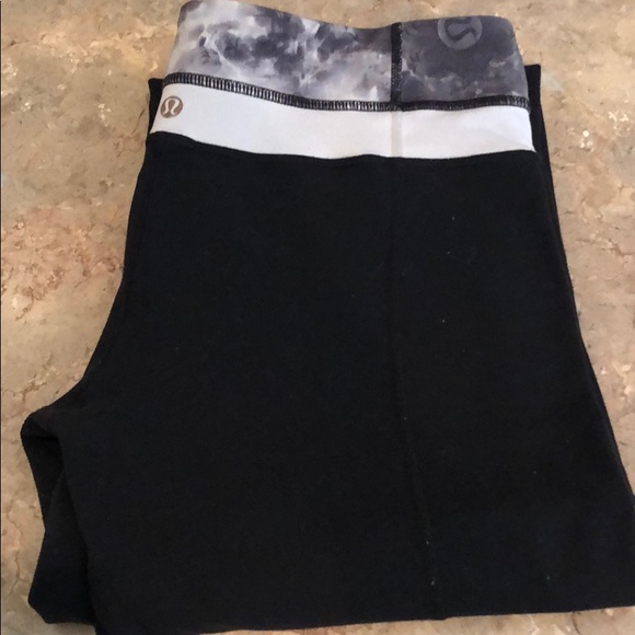 lululemon athletica Pants - Lululemon Yoga Pants